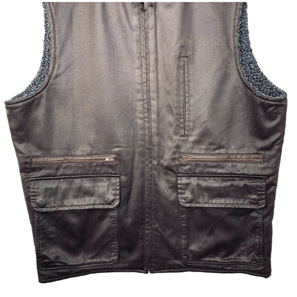 Madison Creek Outfitters Teton Reversible Waxed Twill Vest Mens Size Small $175 - Picture 3 of 13